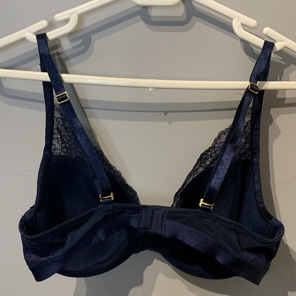 Soma Navy Lace Bra - Picture 3 of 5